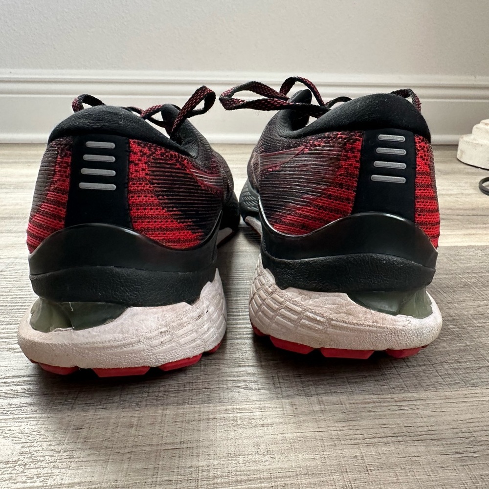 ASICS Men's Black and Red Athletic Shoes - Picture 5 of 5